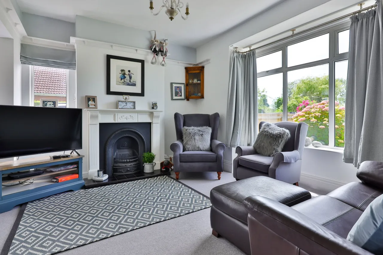 New Village Road, Little Weighton, photo 16