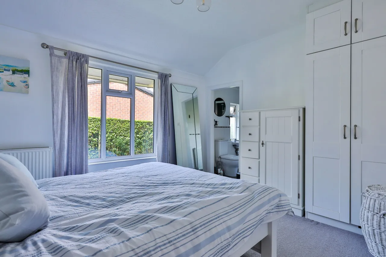 New Village Road, Little Weighton, photo 25