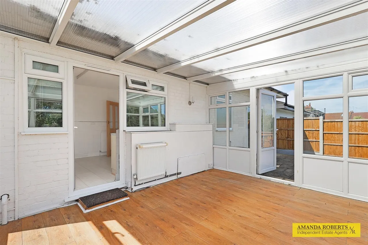 Margaret Avenue, Chingford, photo 12