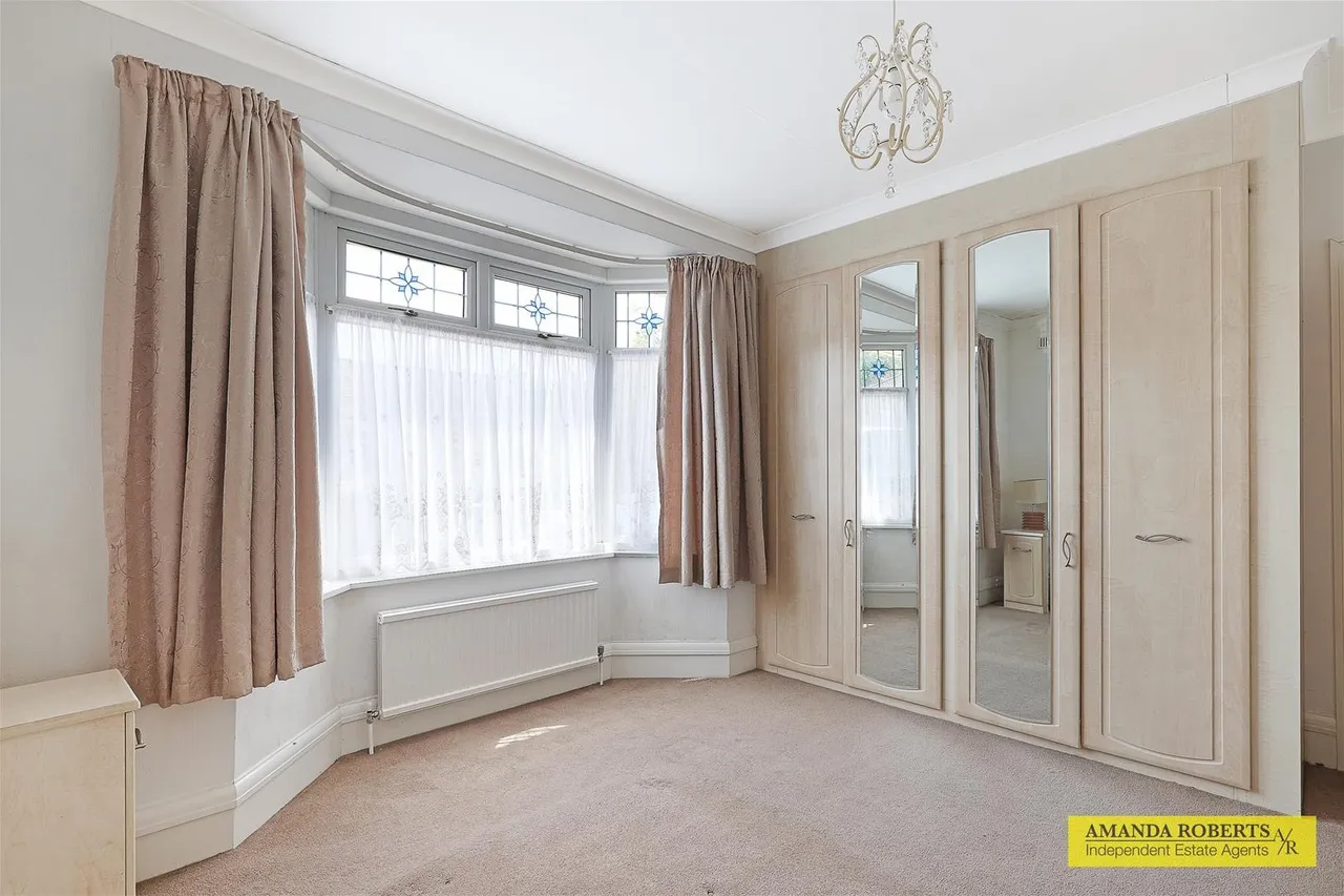 Margaret Avenue, Chingford, photo 14