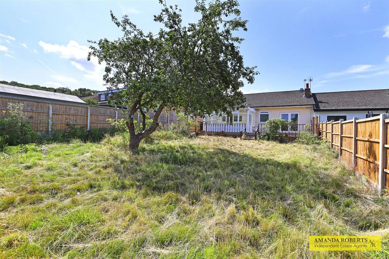 Margaret Avenue, Chingford, photo 20