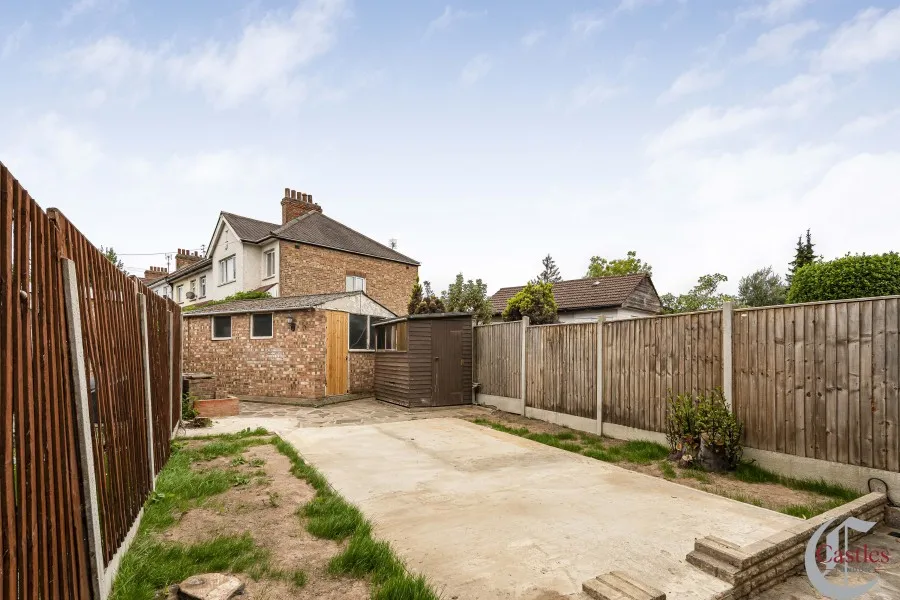 Lister Gardens, Edmonton, N18, photo 11