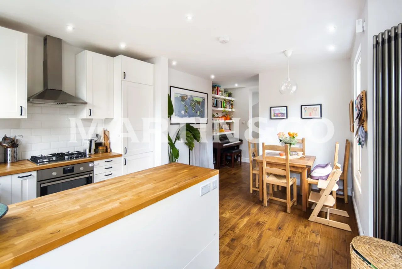 Newport Road, Leyton, photo 6