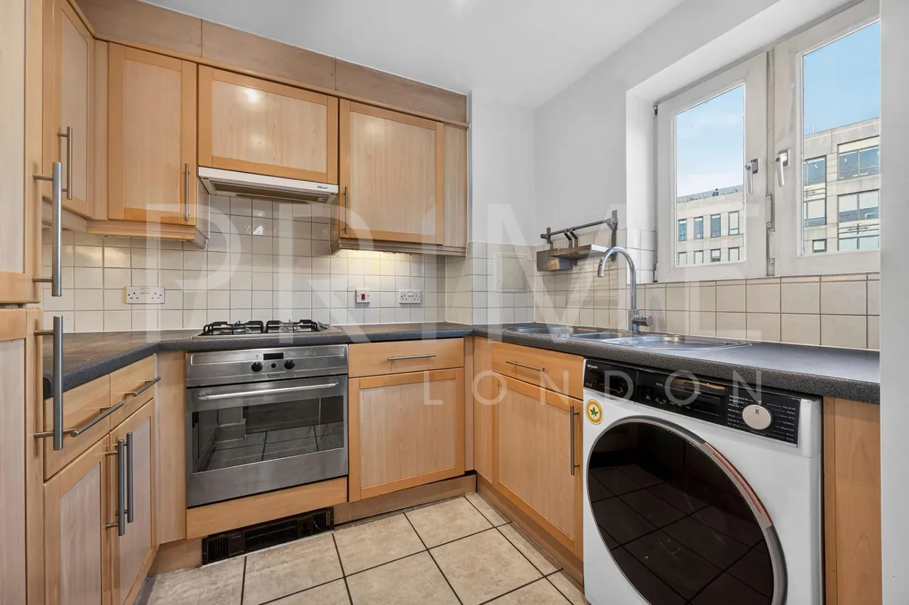 High Timber Street, St, EC4V, photo 5