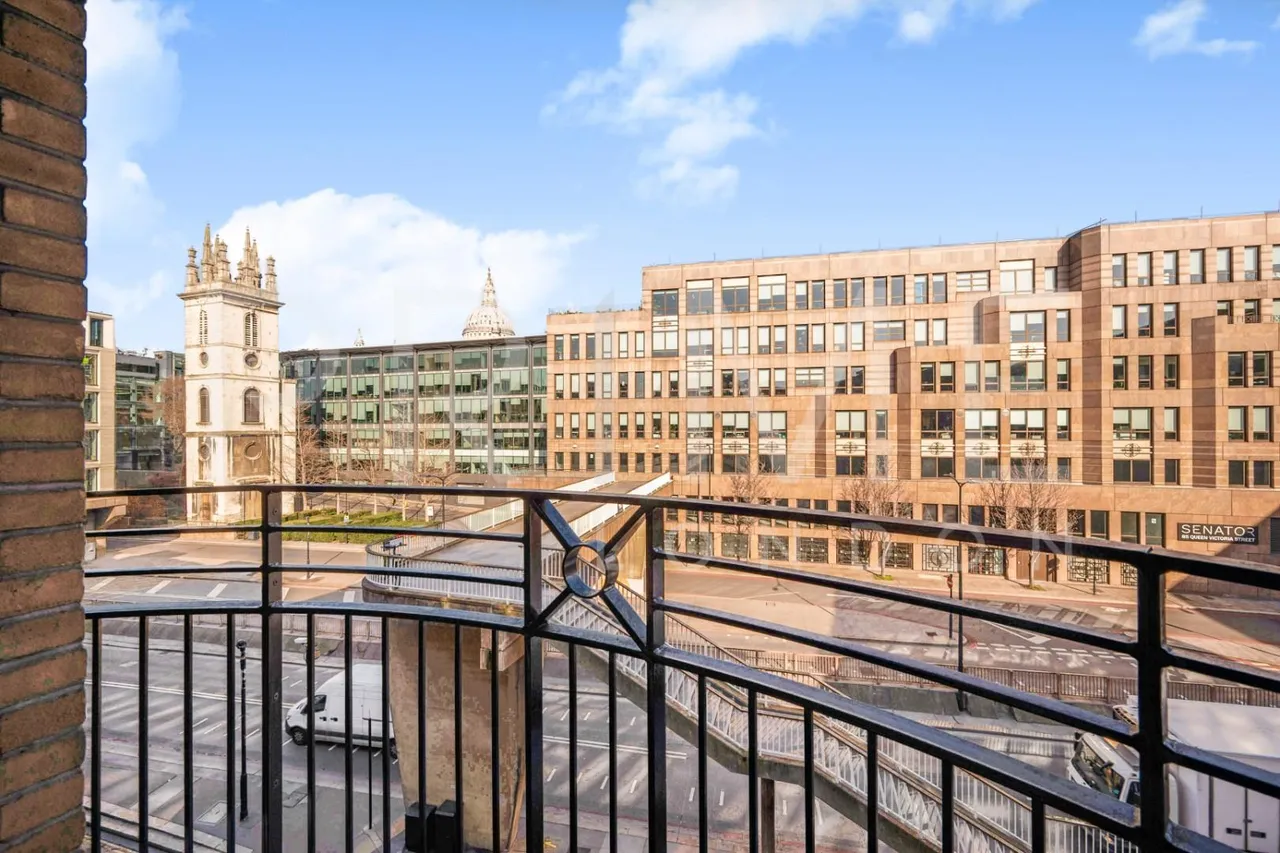 High Timber Street, St, EC4V, photo 4