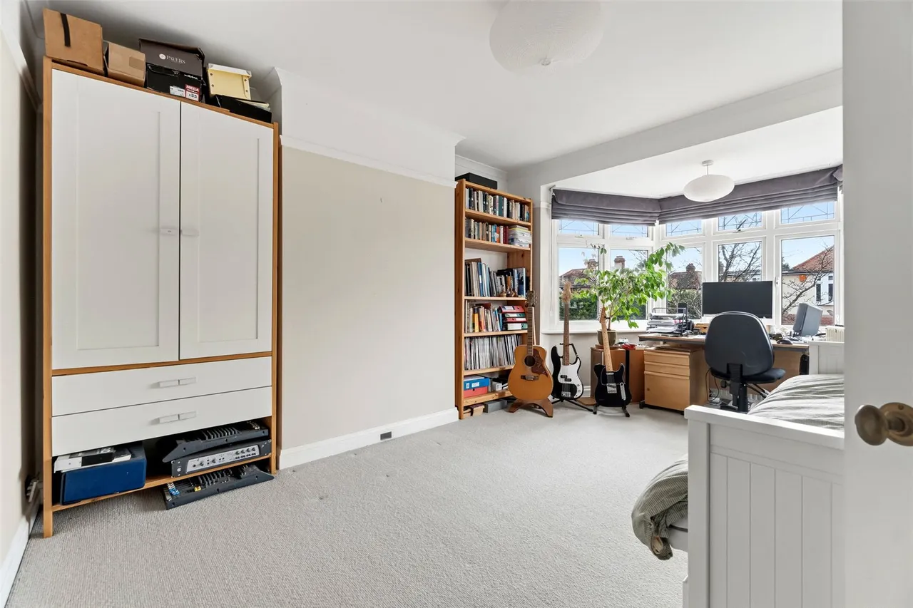 Ryecroft Avenue, Twickenham, TW2 6HR, photo 10