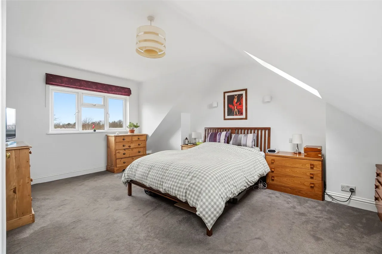 Ryecroft Avenue, Twickenham, TW2 6HR, photo 11
