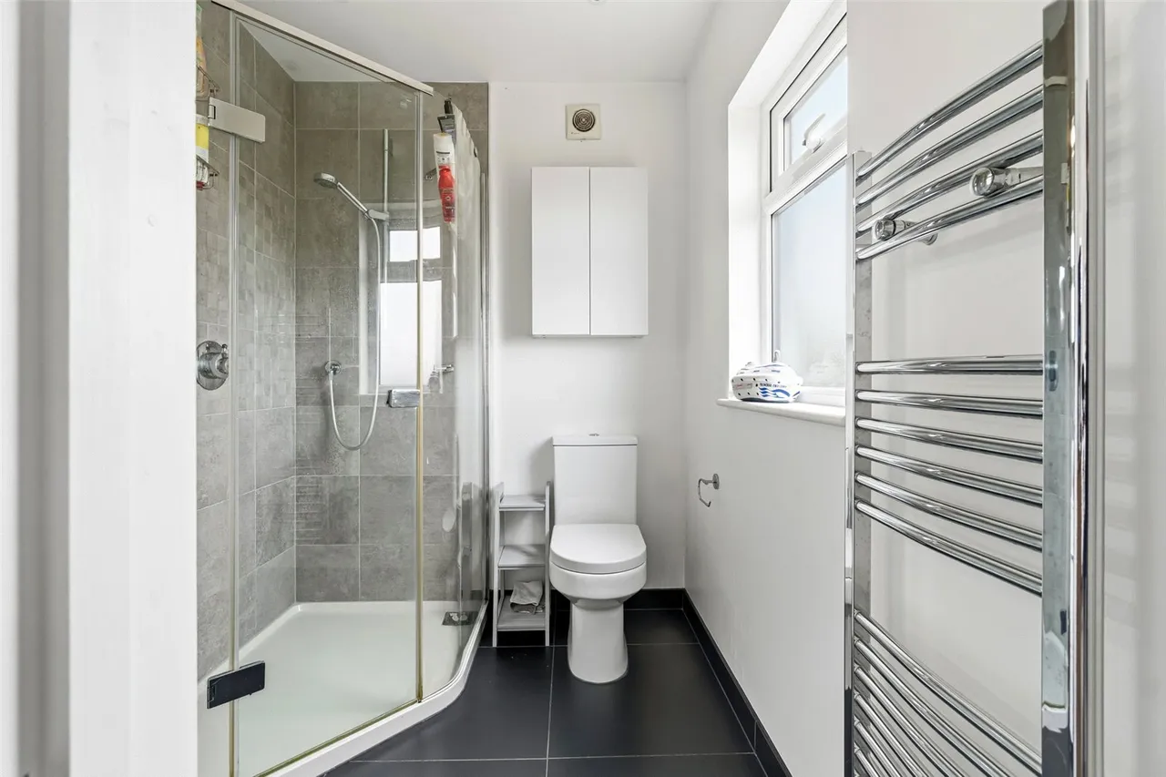 Ryecroft Avenue, Twickenham, TW2 6HR, photo 12