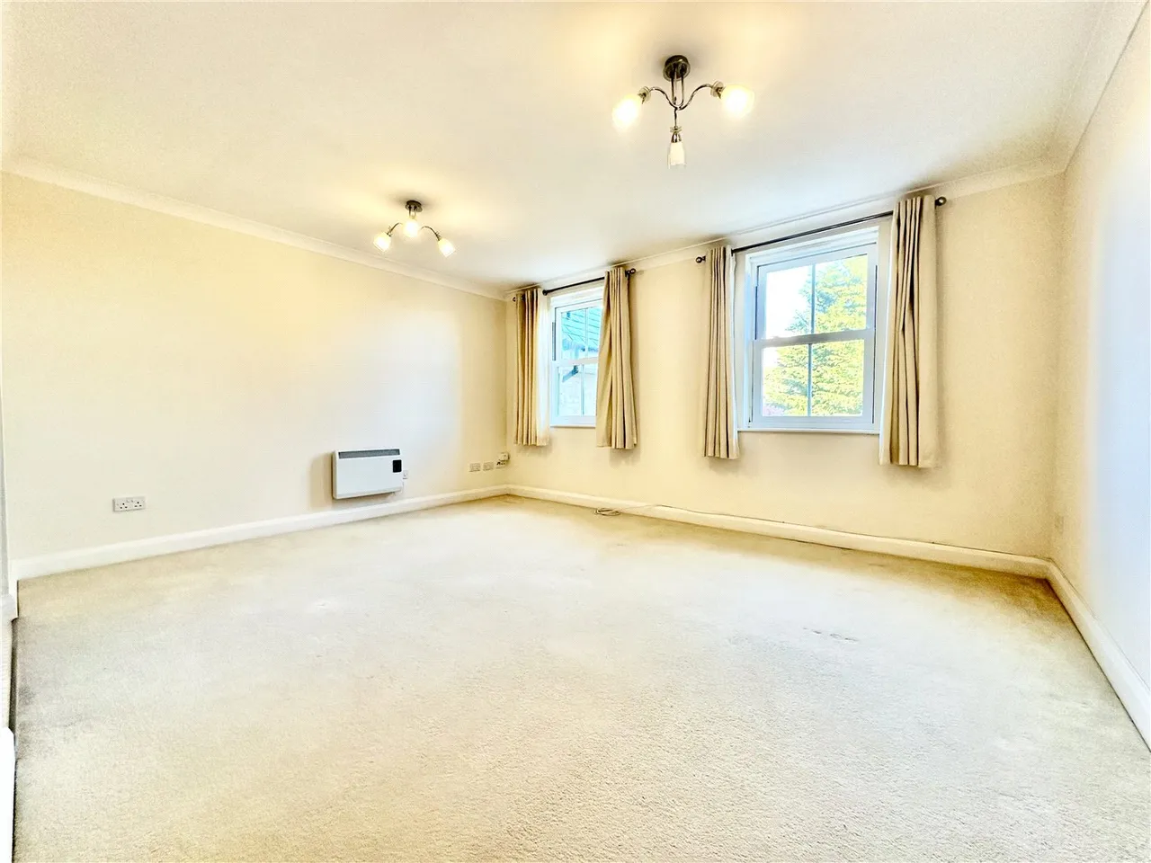 2 bed flat to rent — Manor Road, Bournemouth, Dorset, BH1
