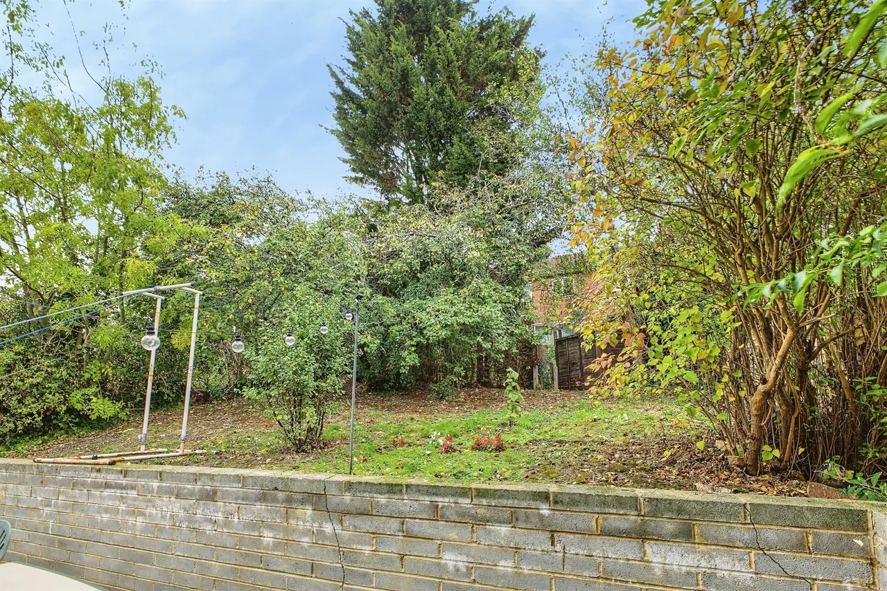 Chalcombe Avenue, Northampton, NN2, photo 12