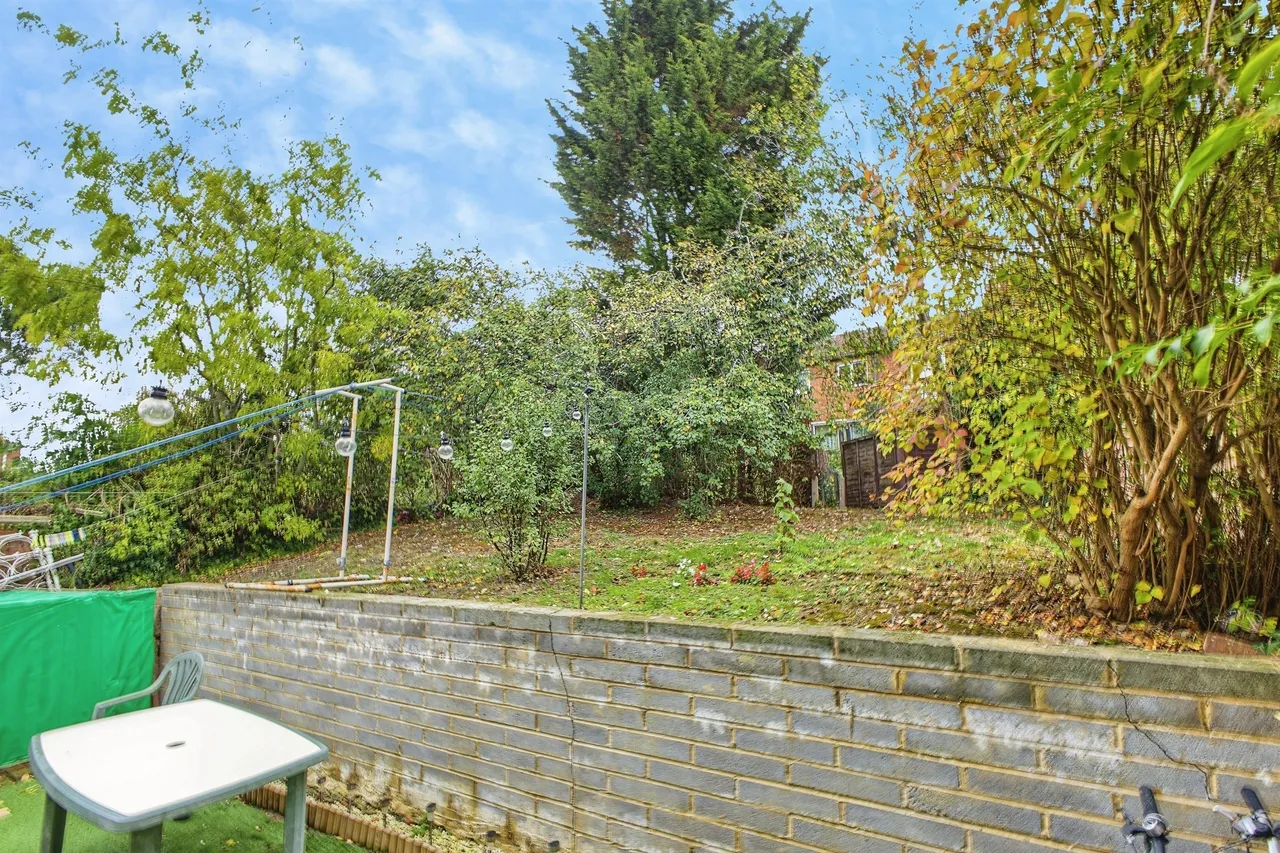 Chalcombe Avenue, Northampton, NN2, photo 11