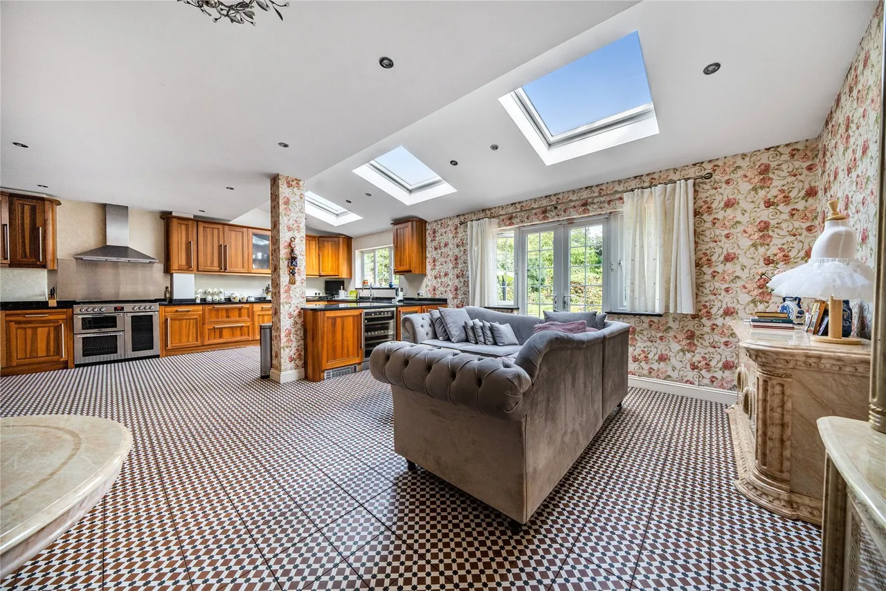 Lancing Road, Orpington, Kent, BR6, photo 3