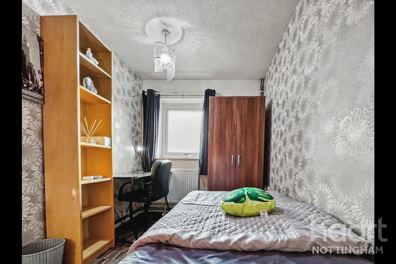 Courtenay Gardens, St Ann's, NG3, photo 14