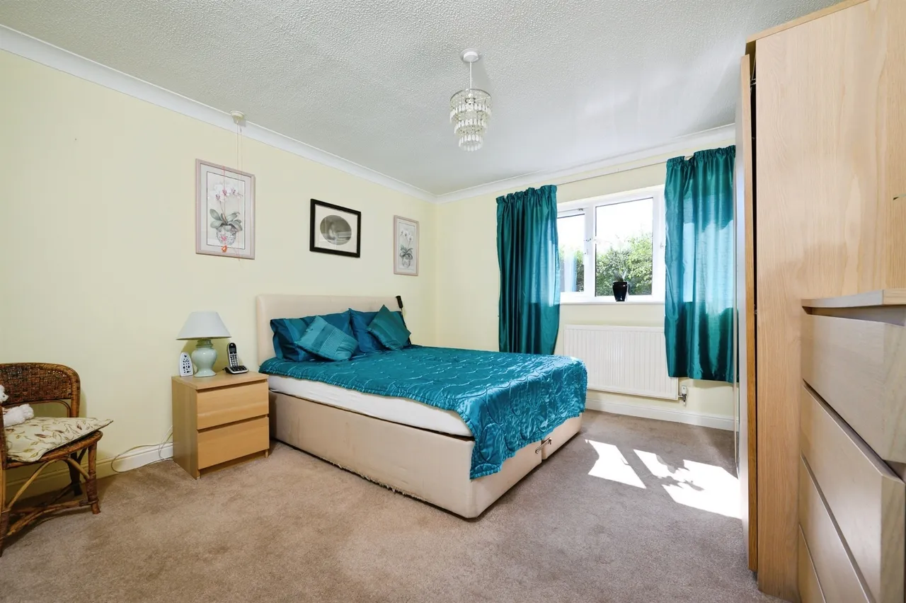 Northwood Square, Fareham, PO16, photo 13