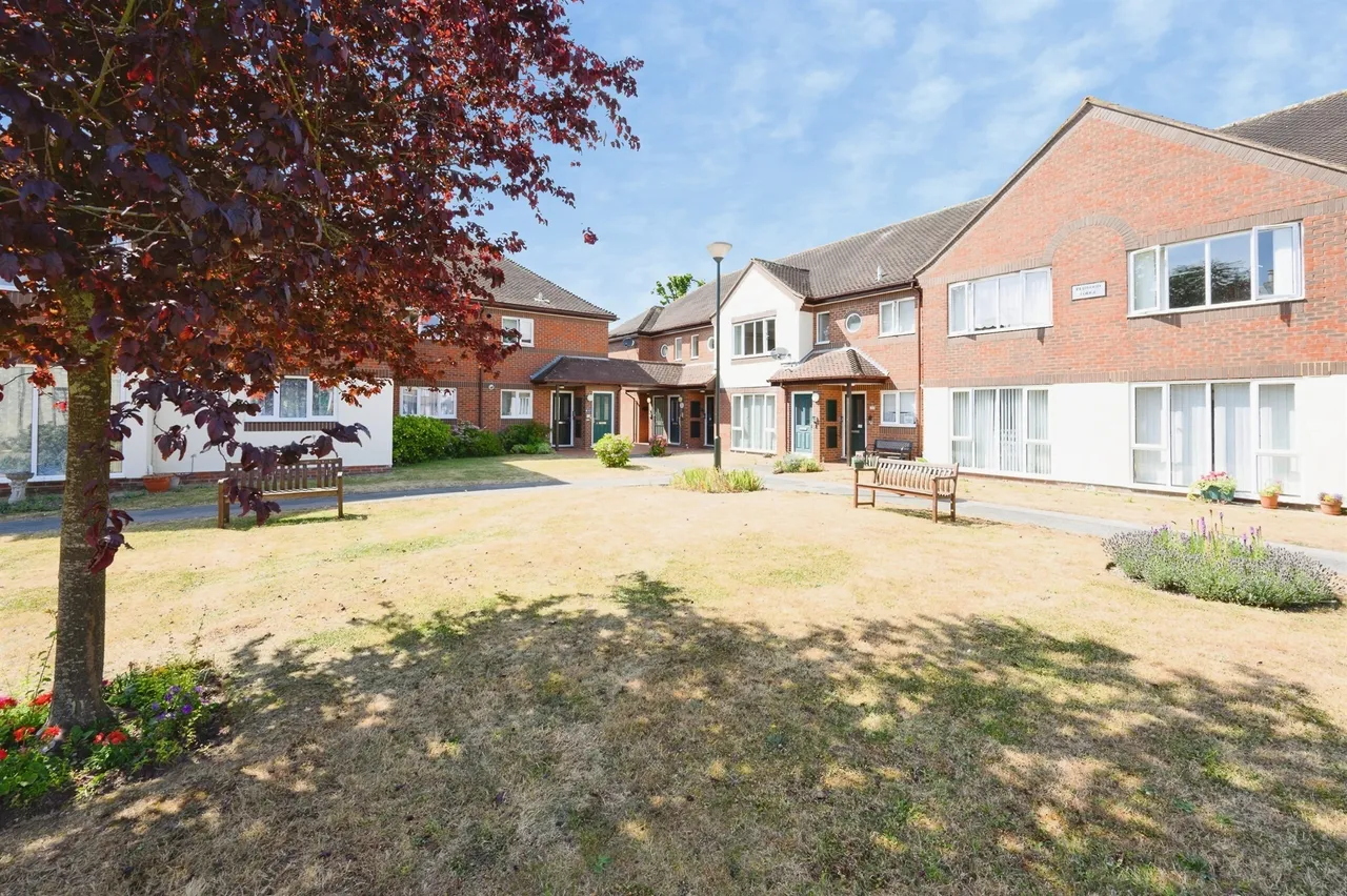 Northwood Square, Fareham, PO16, photo 18