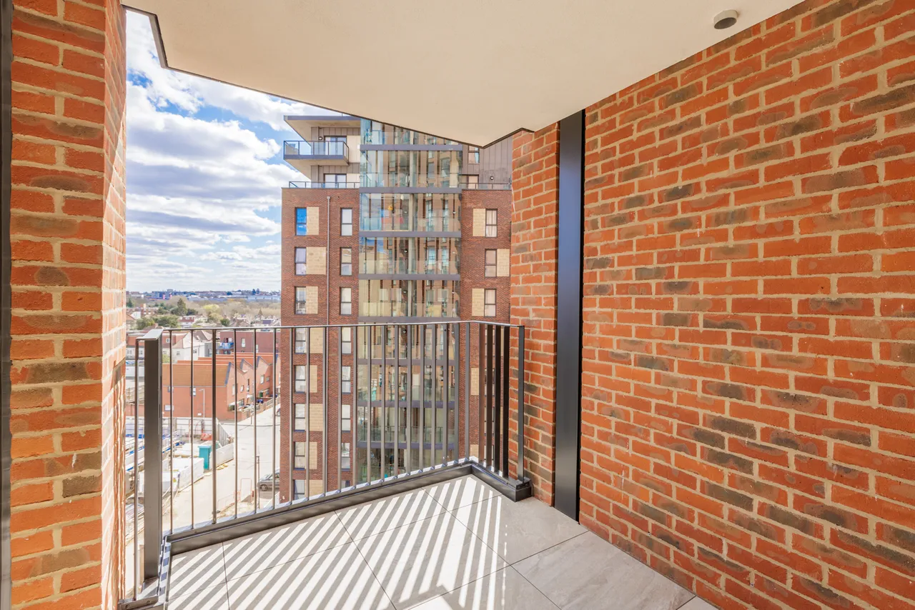 Shearwater Drive, NW9, photo 8