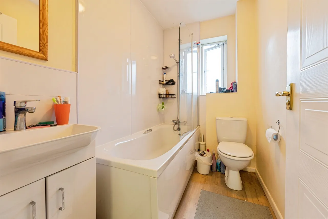 Thyme Close, Newport Pagnell, MK16, photo 14