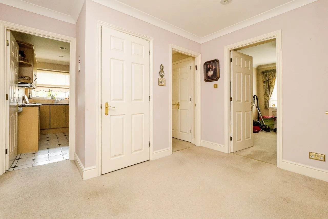 Sunset Avenue, Woodford Green, IG8, photo 15