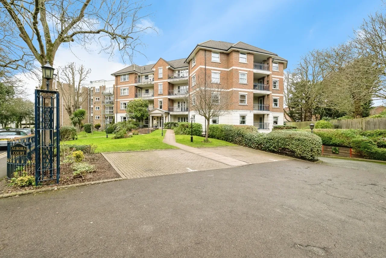 Sunset Avenue, Woodford Green, IG8, photo 14