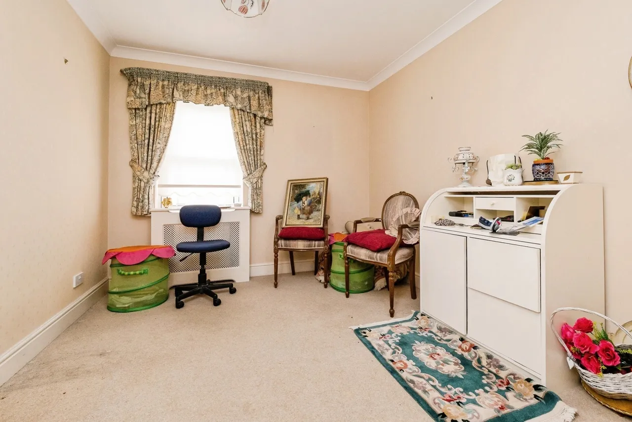 Sunset Avenue, Woodford Green, IG8, photo 9