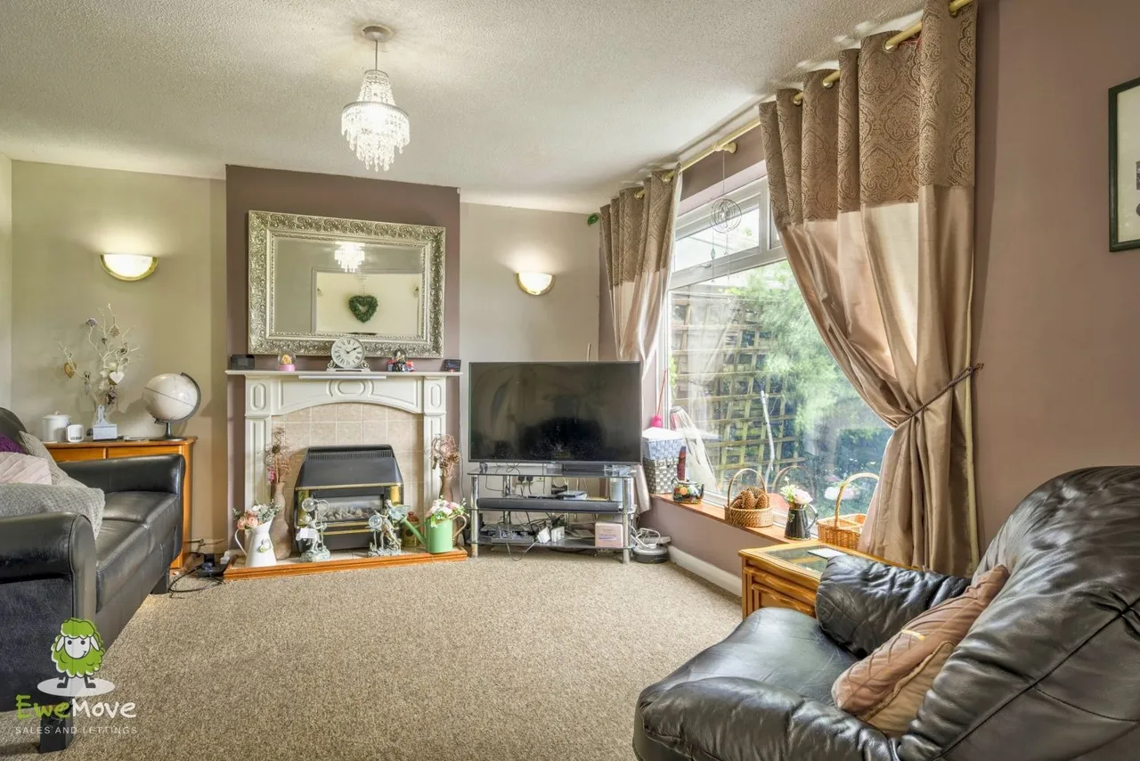 Dukes Close, Swindon, SN2, photo 6