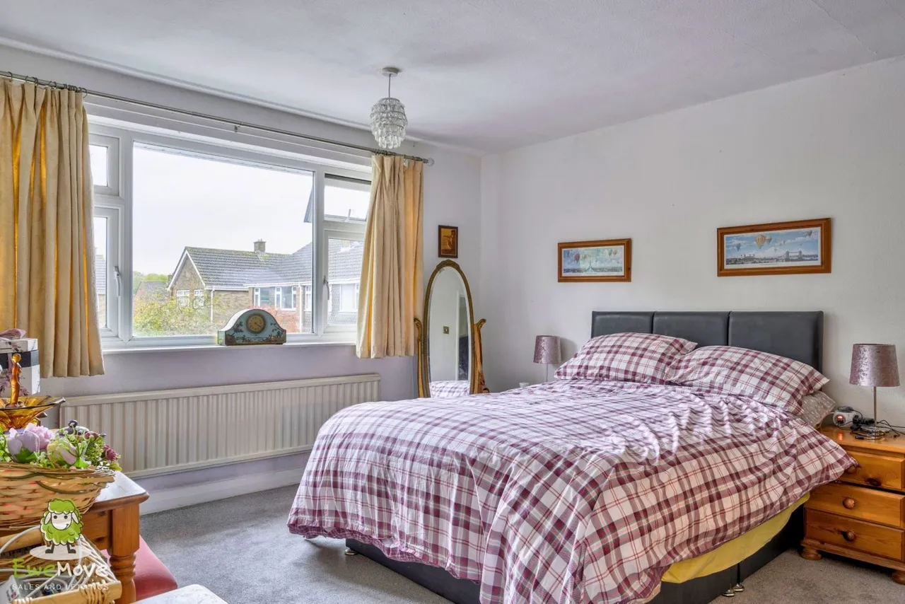 Dukes Close, Swindon, SN2, photo 10