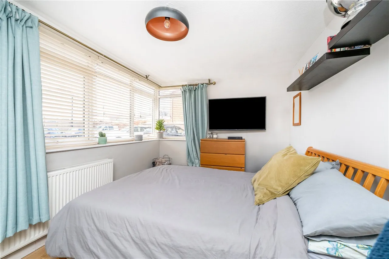 Riverside Court, River Reach, Teddington, TW11 9QN, photo 7