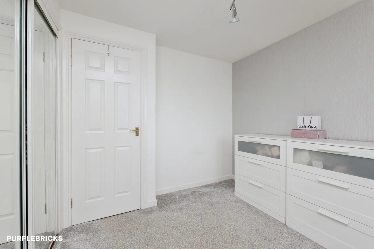 Neistpoint Drive, Glasgow, G33, photo 15