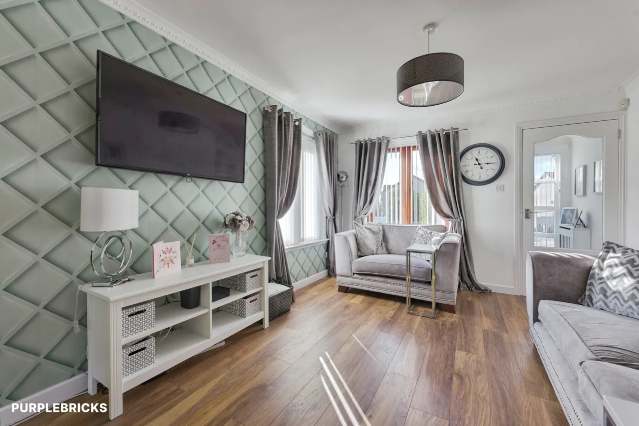 Neistpoint Drive, Glasgow, G33, photo 4