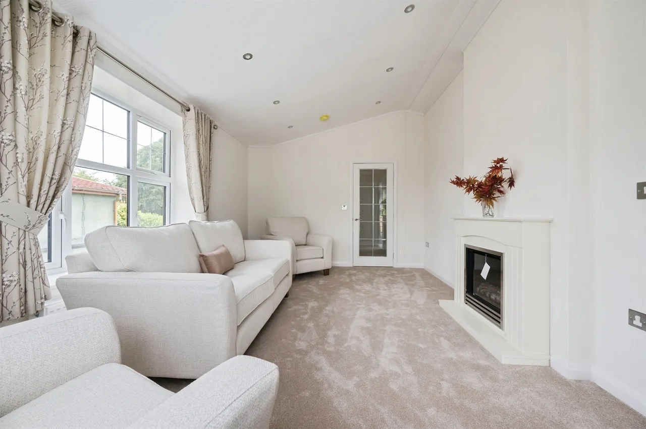 Alresford Road, Winchester, photo 2