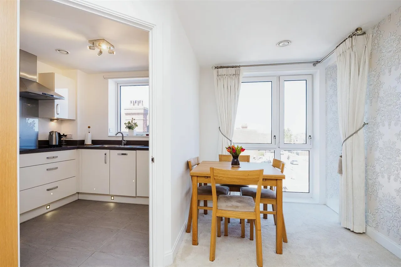 St. Johns Road, Tunbridge Wells, TN4, photo 5