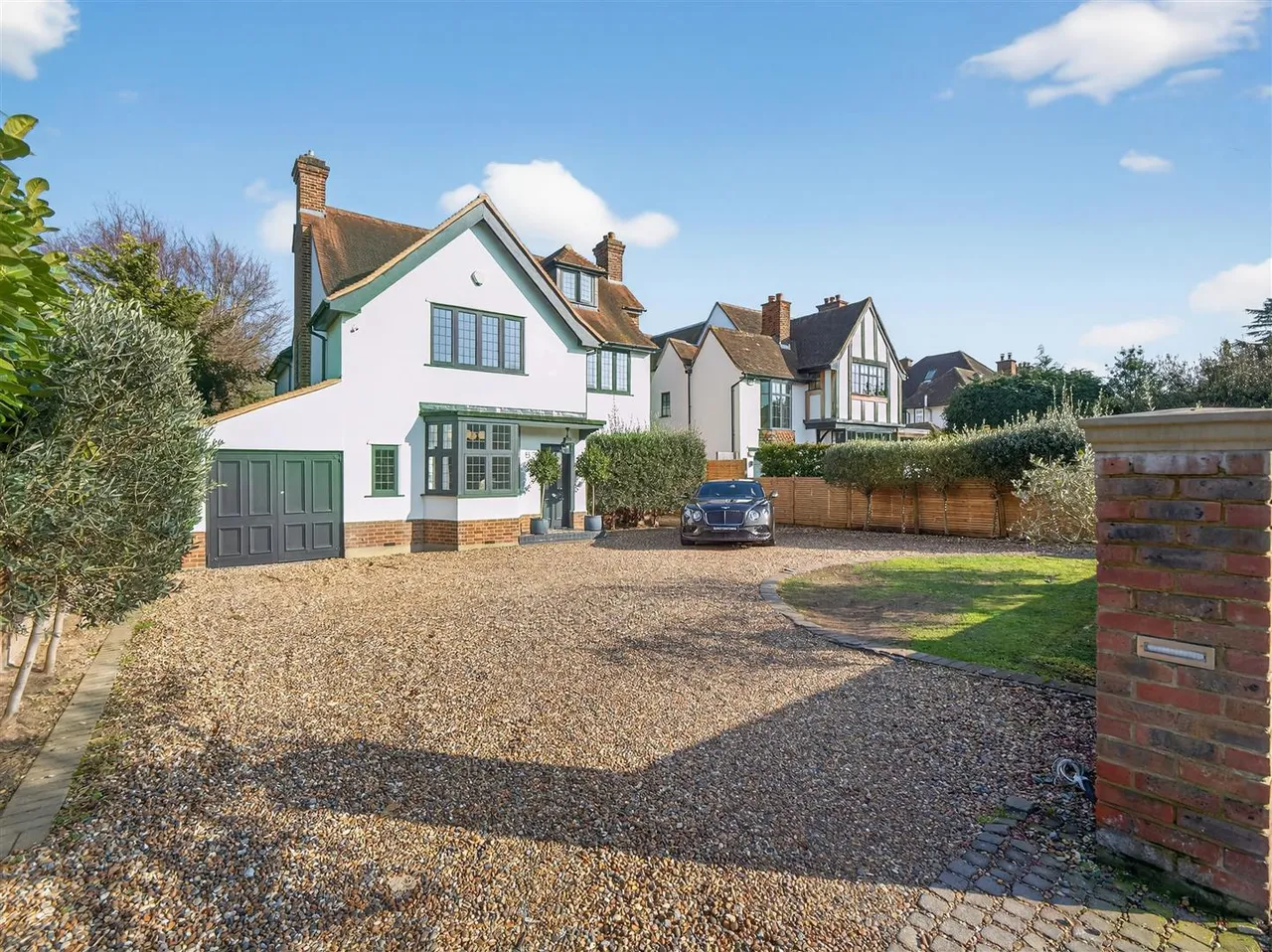 Manor Way, Beckenham, photo 32
