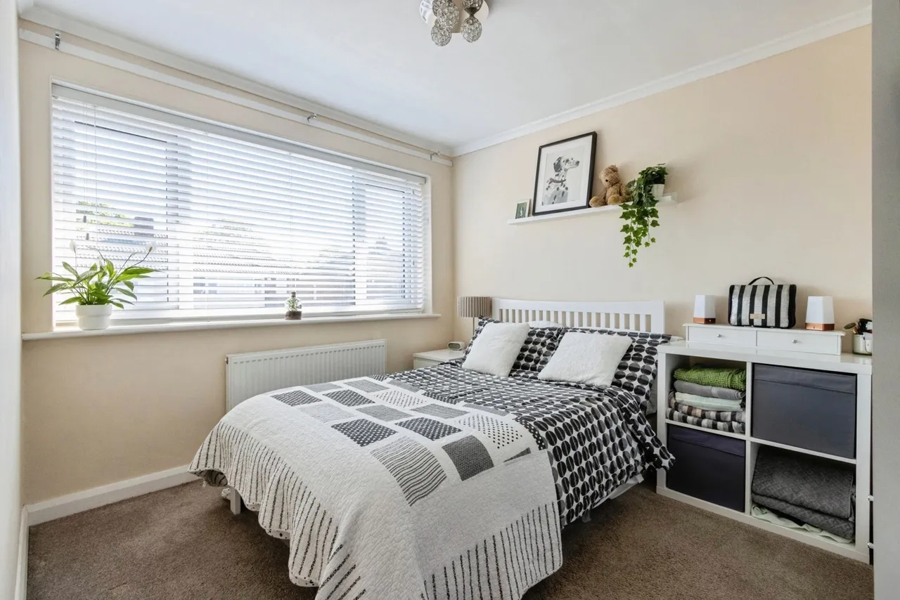 Cambridge Crescent, Crofton, Wakefield, West Yorkshire, WF4, photo 12