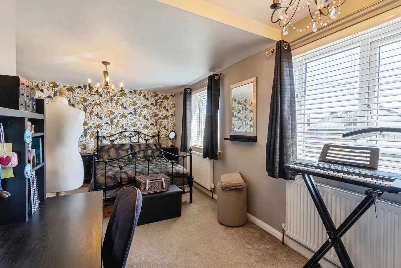 Cambridge Crescent, Crofton, Wakefield, West Yorkshire, WF4, photo 9