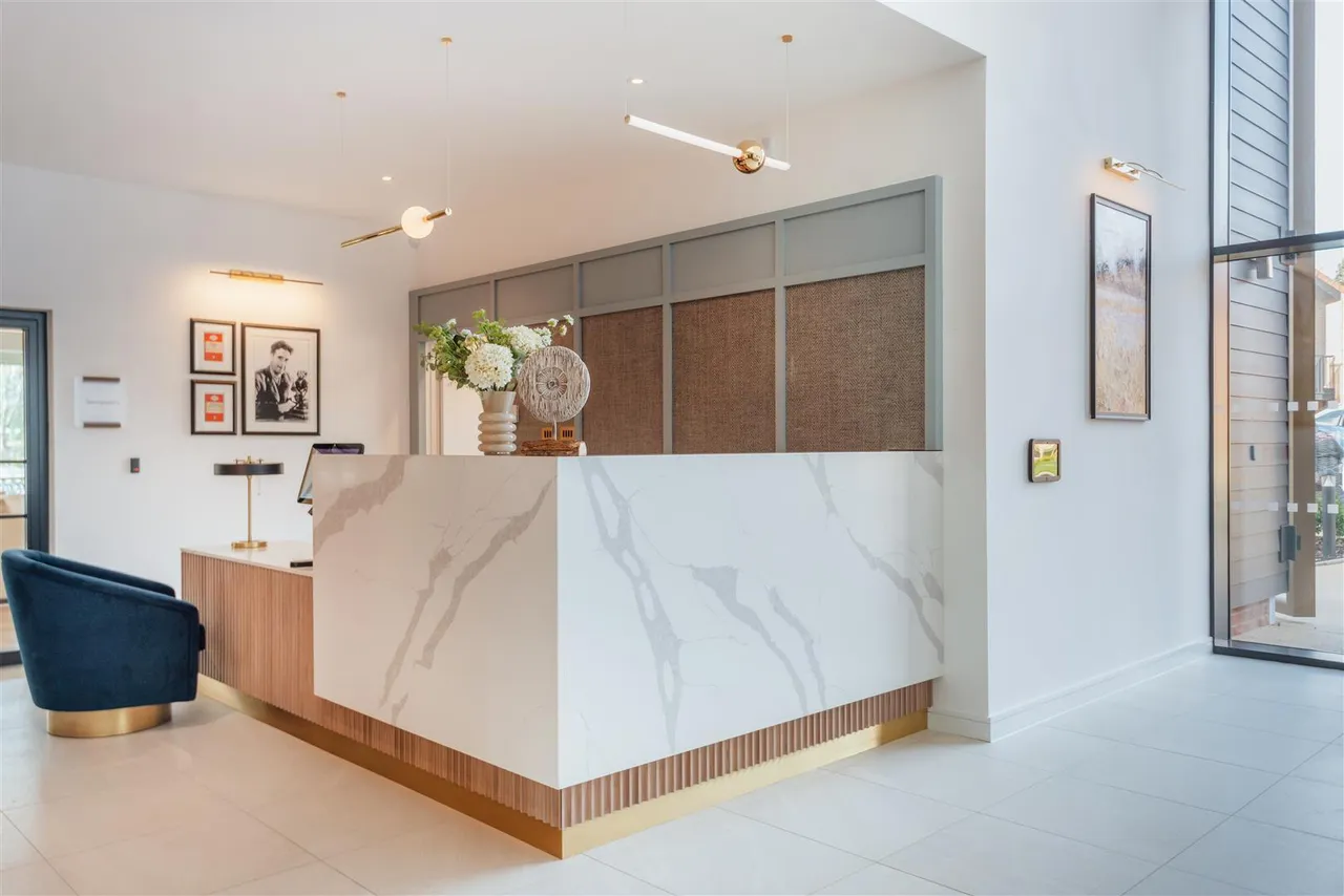 Meadow Chase, Henley-On-Thames, RG9, photo 12