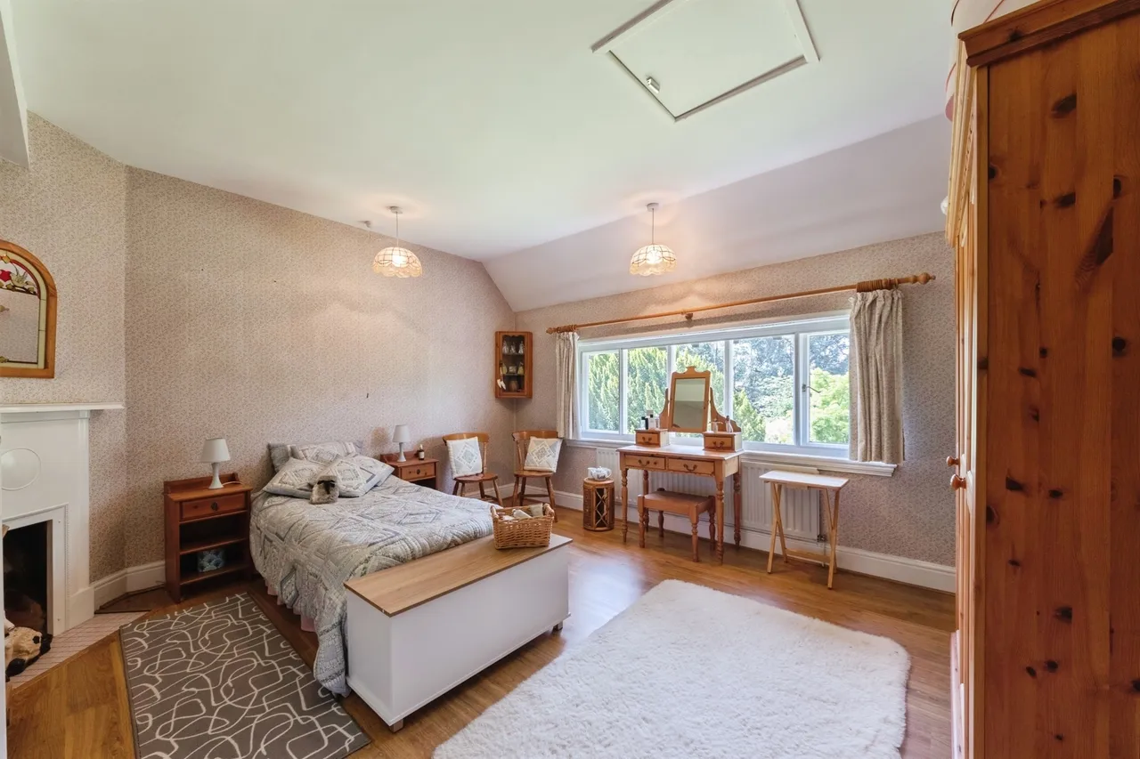 Warwick Road, Solihull, B91, photo 18