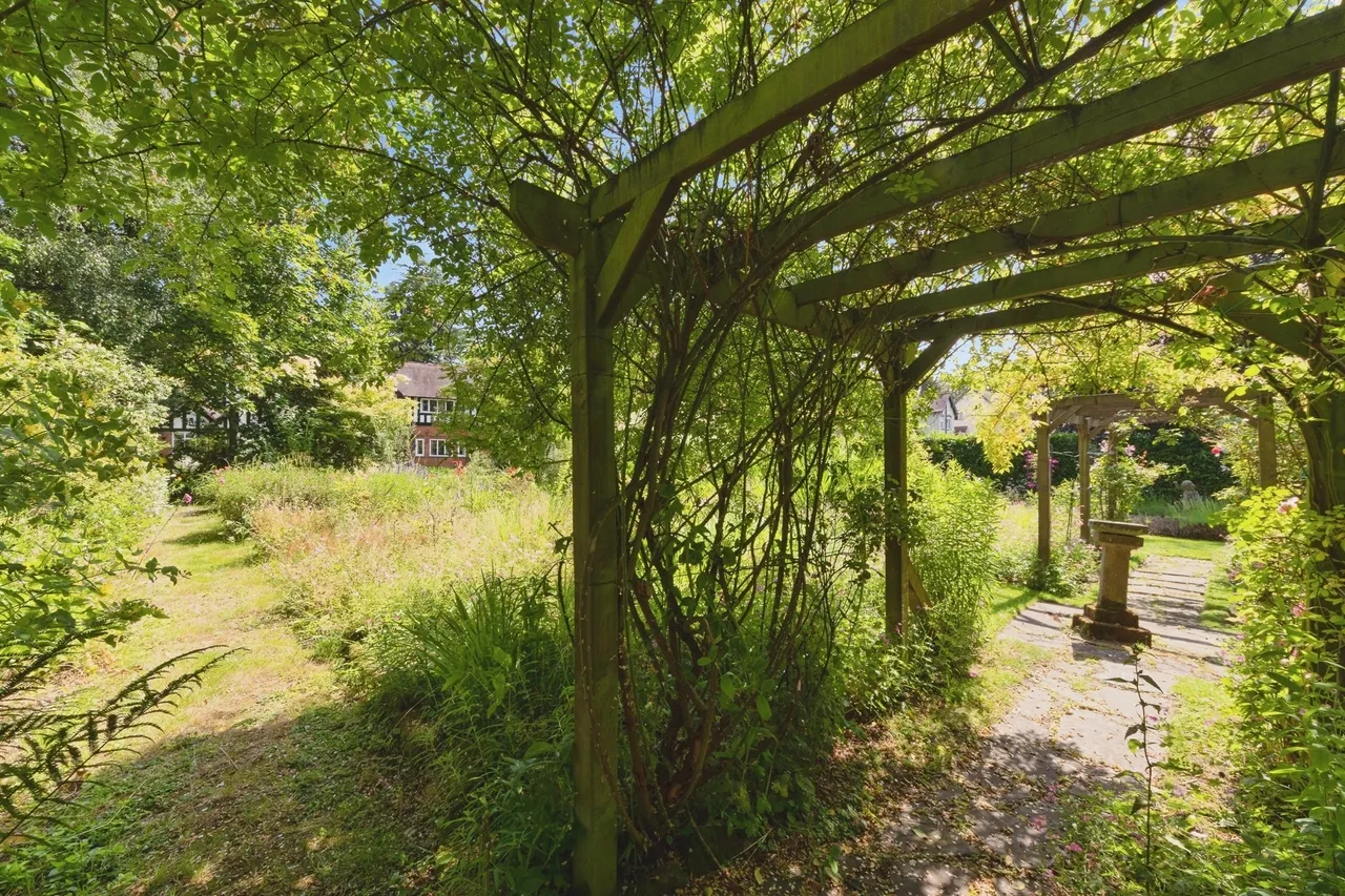Warwick Road, Solihull, B91, photo 30
