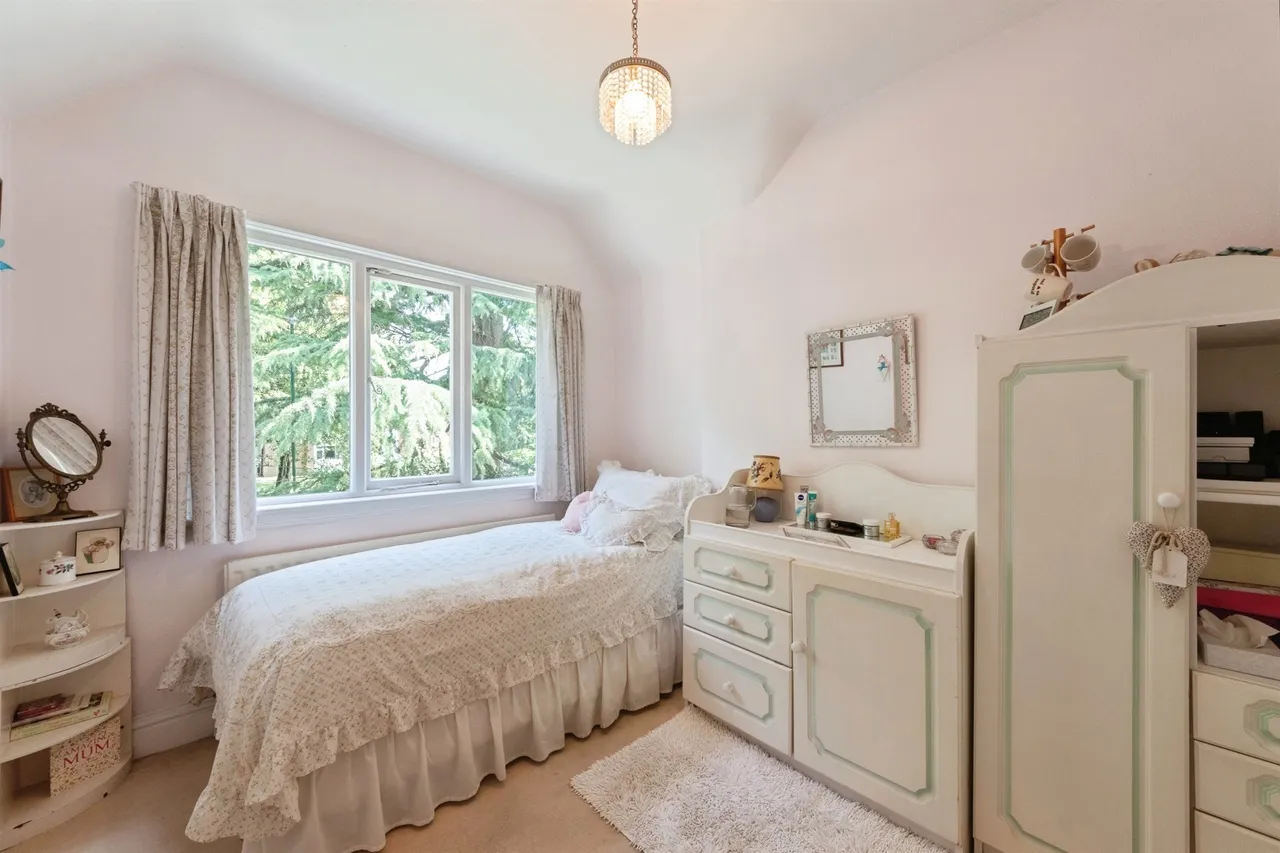 Warwick Road, Solihull, B91, photo 21