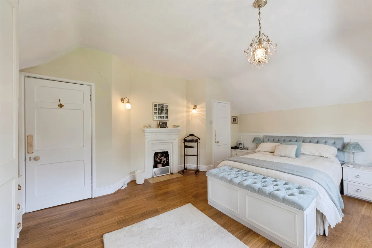 Warwick Road, Solihull, B91, photo 17