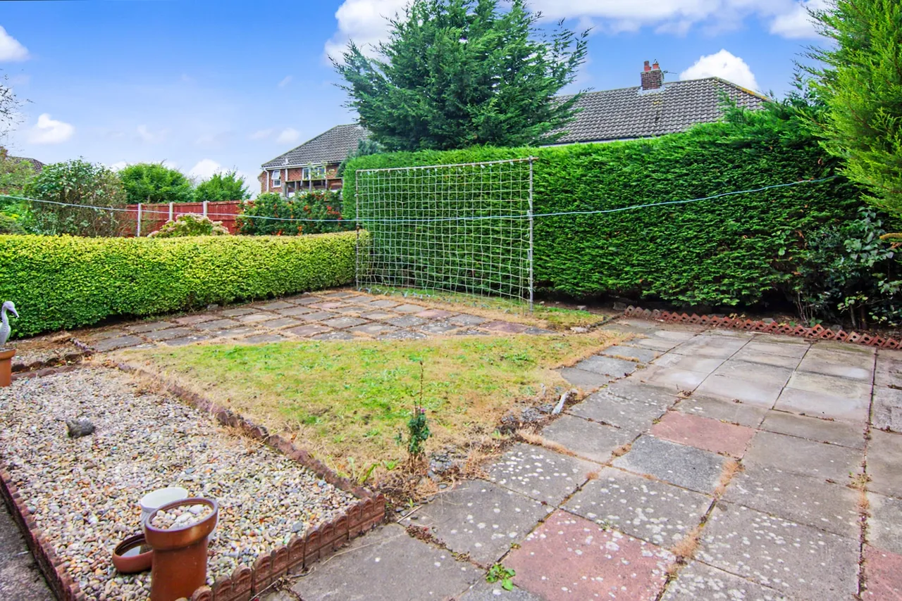 Lodge Drive, Moulton, CW9, photo 4