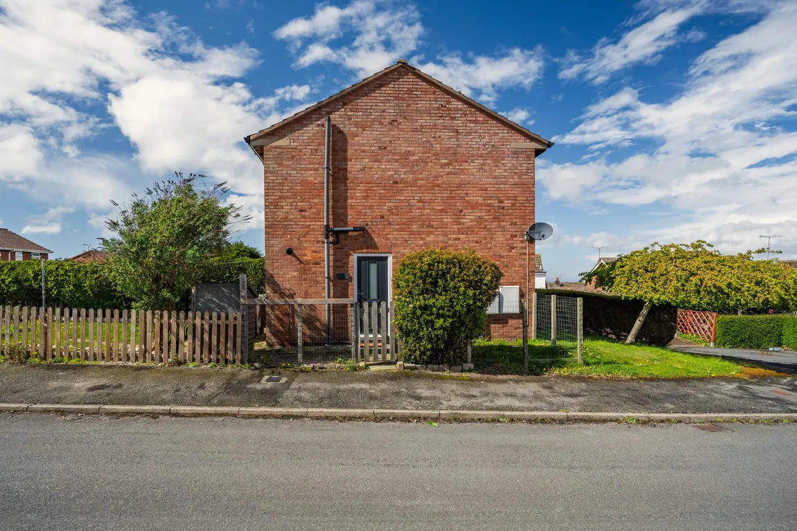 Bryn Eryr, Colwyn Heights, Colwyn Bay, LL29 6DR, photo 10