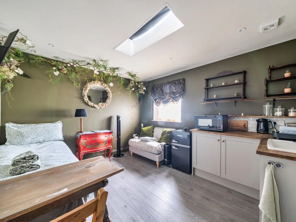 Benedict Street, Glastonbury, BA6, photo 18