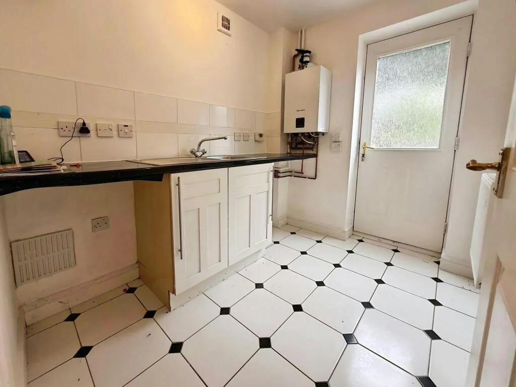 Moorhen Way, Packmoor, ST7, photo 7