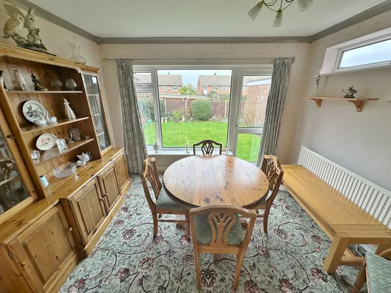 High Road, Orsett Village, RM16, photo 4