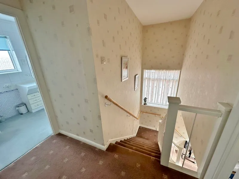 High Road, Orsett Village, RM16, photo 10