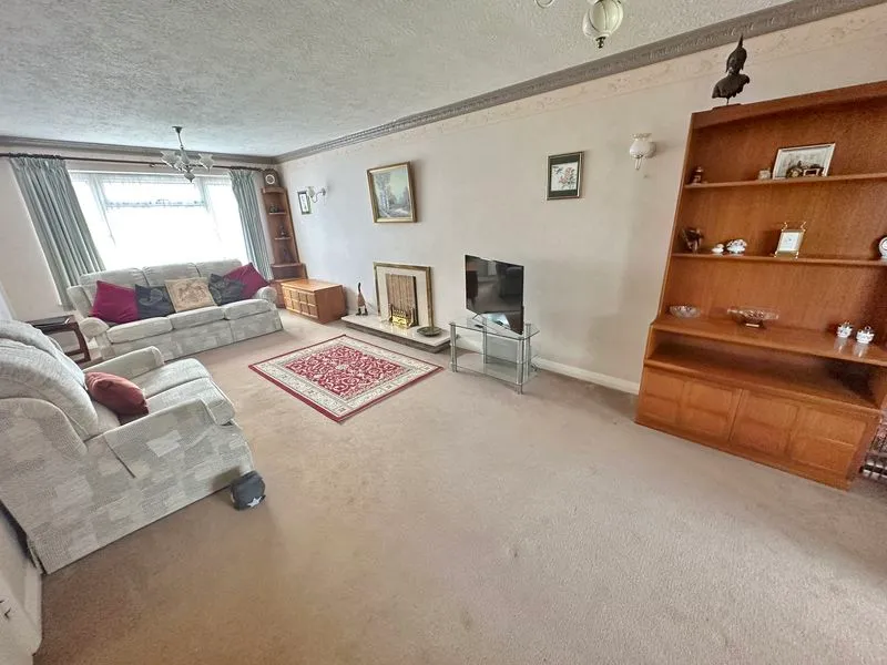 High Road, Orsett Village, RM16, photo 3