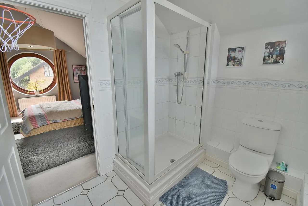 Longham Court, BH22, photo 13