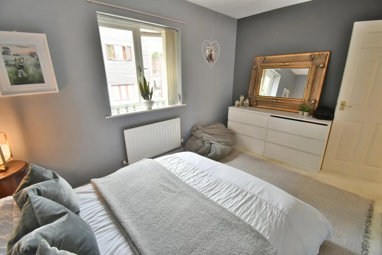 Longham Court, BH22, photo 10