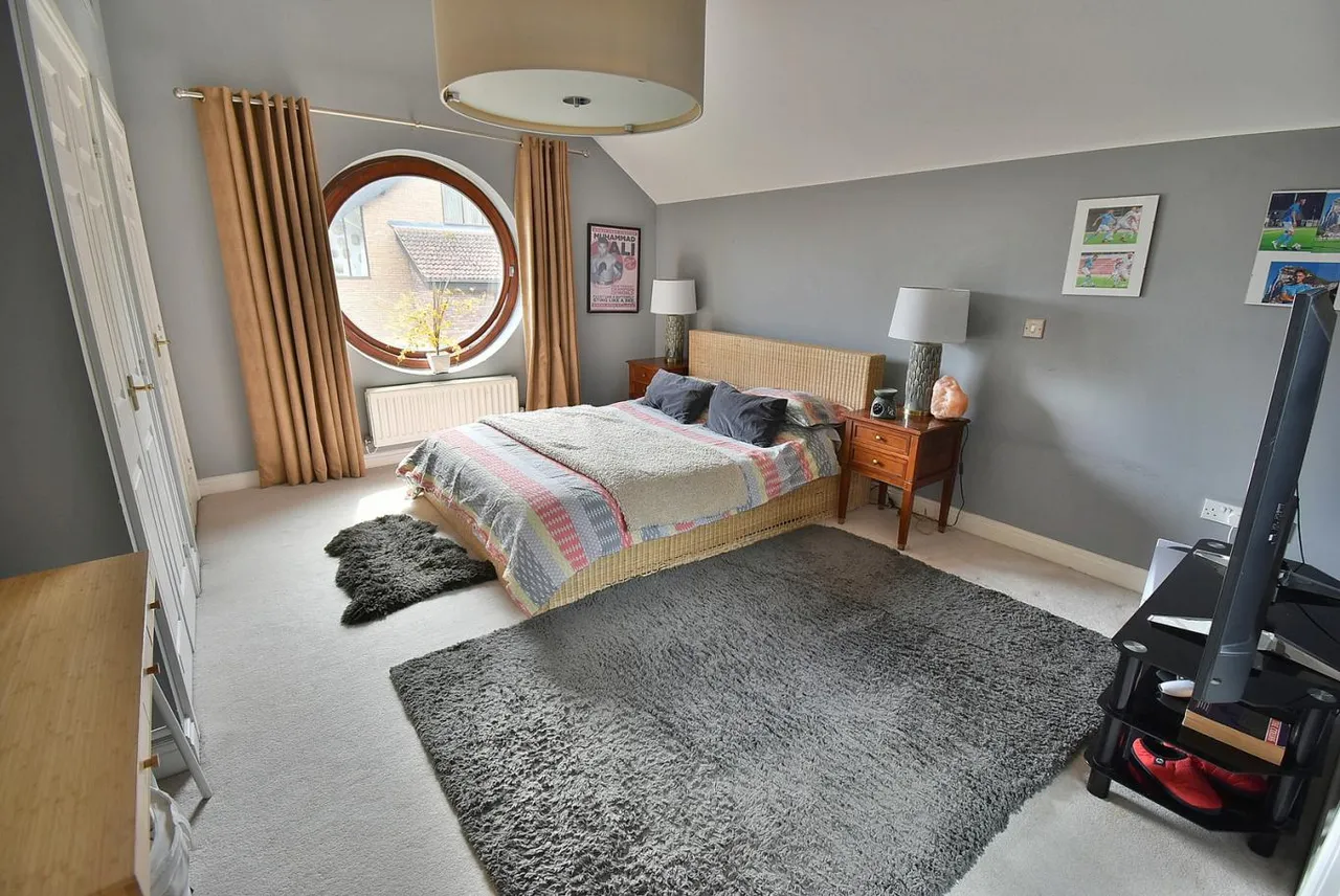 Longham Court, BH22, photo 12