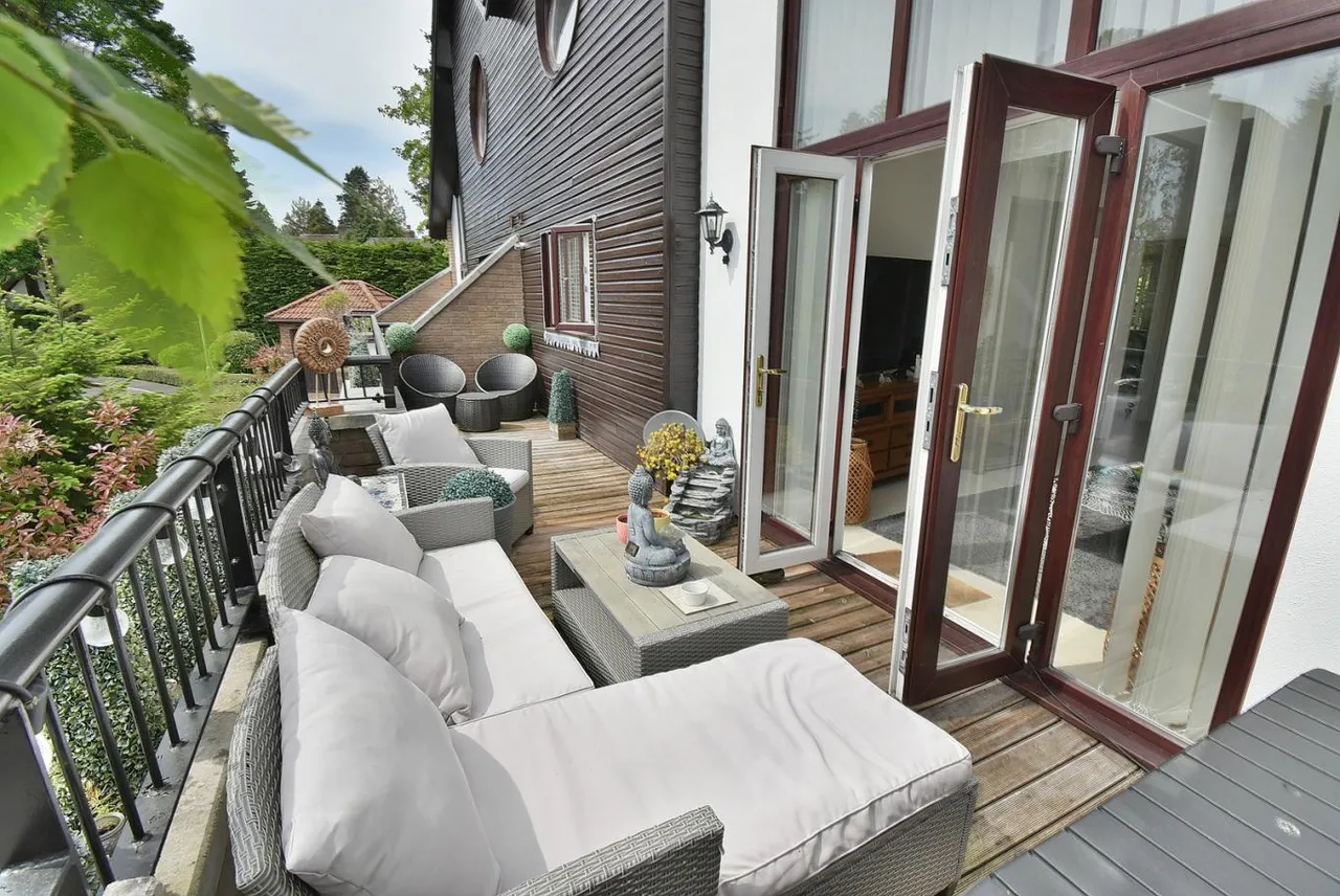 Longham Court, BH22, photo 18